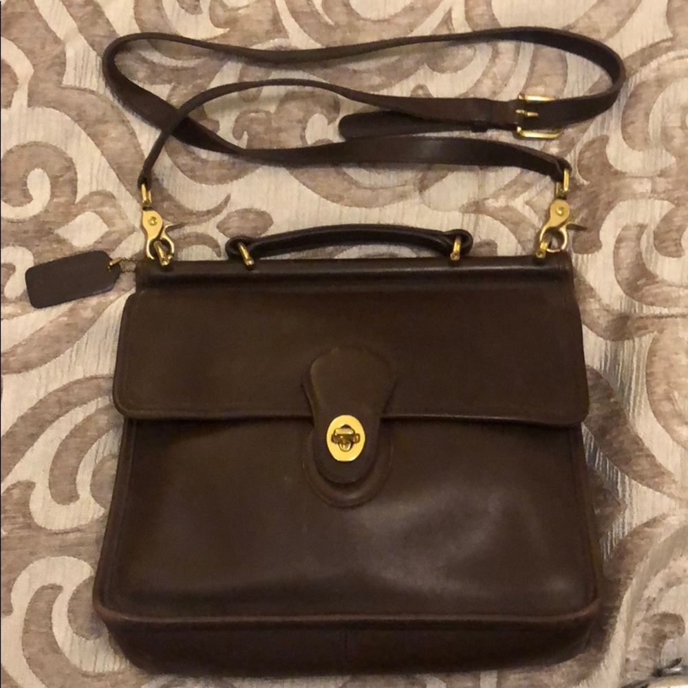 EUC Coach Willis Bag in dark brown